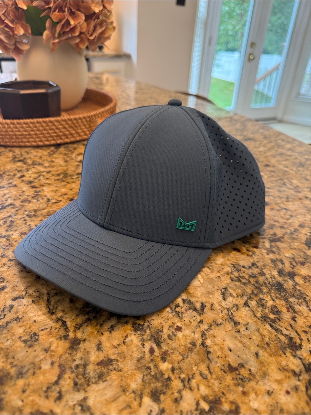 Brand new Melin hat XL